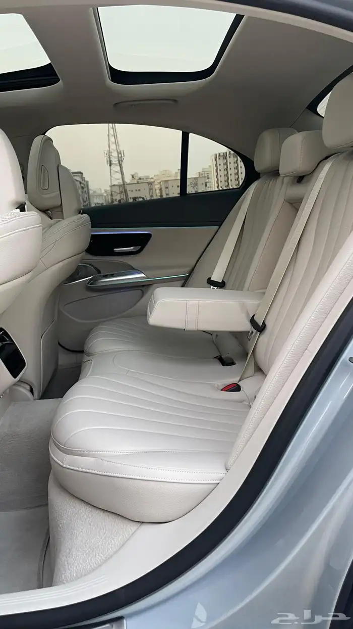 مرسيدس E300 شبه زيرو 34