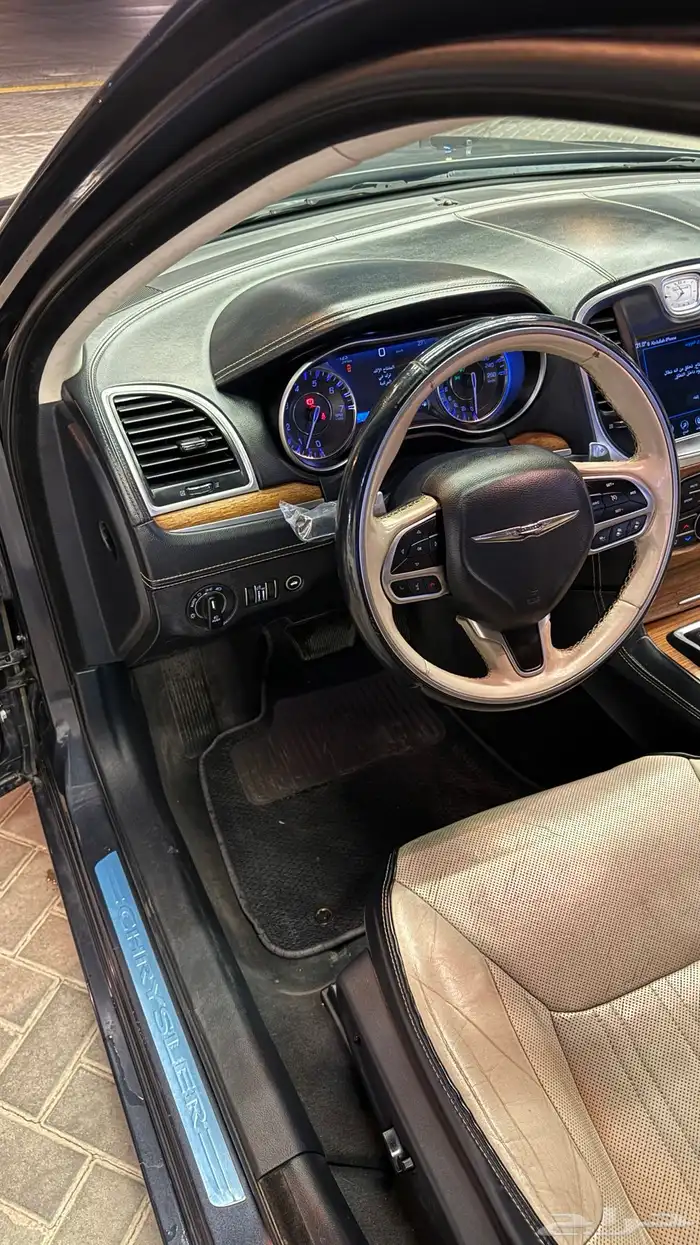 كرايسلر 2018 V8 17