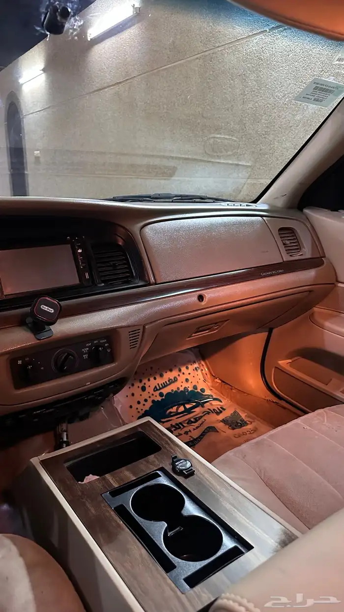 فورد فكتوريا 15