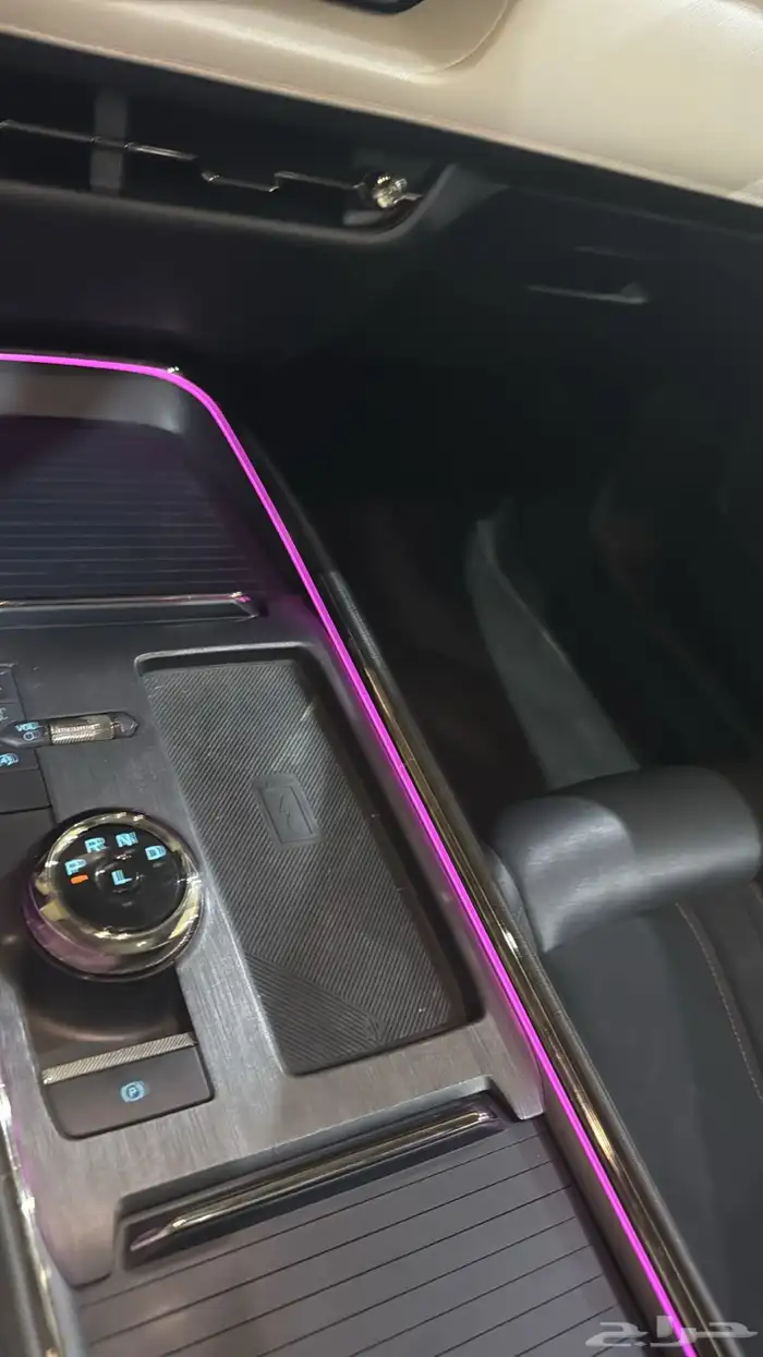 فورد تورس 2023 فل كامل 13