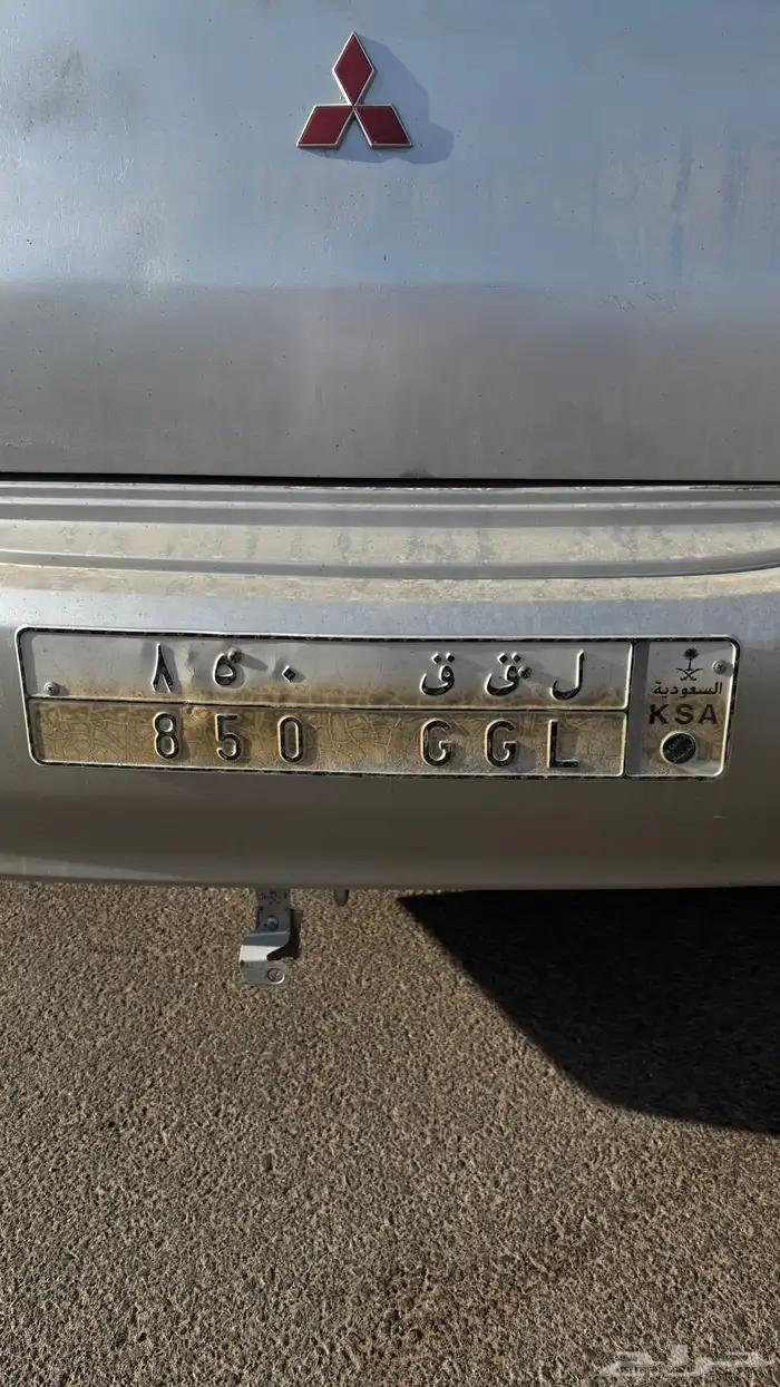 لوحة سيارة على السوم 2