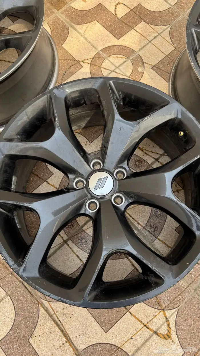 جنوط تشارجر للبيعgtوكاله يوجد بعض الملاحضات تذكر للصامل 1