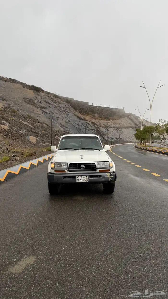 لاندكروزر 7