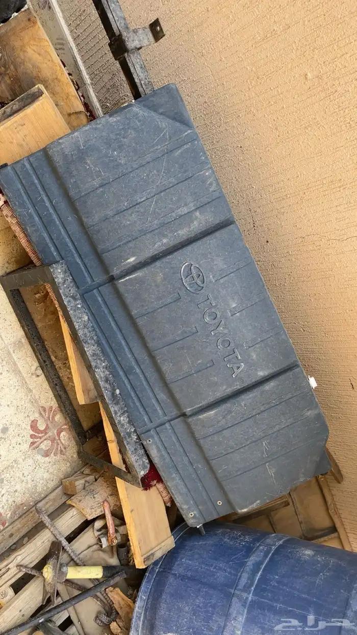 تانكي ما خلف المرتبه. هايلكس 0