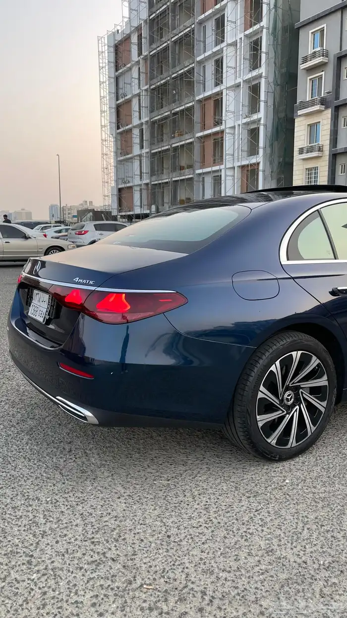 مرسيدس E300 شبه زيرو 14