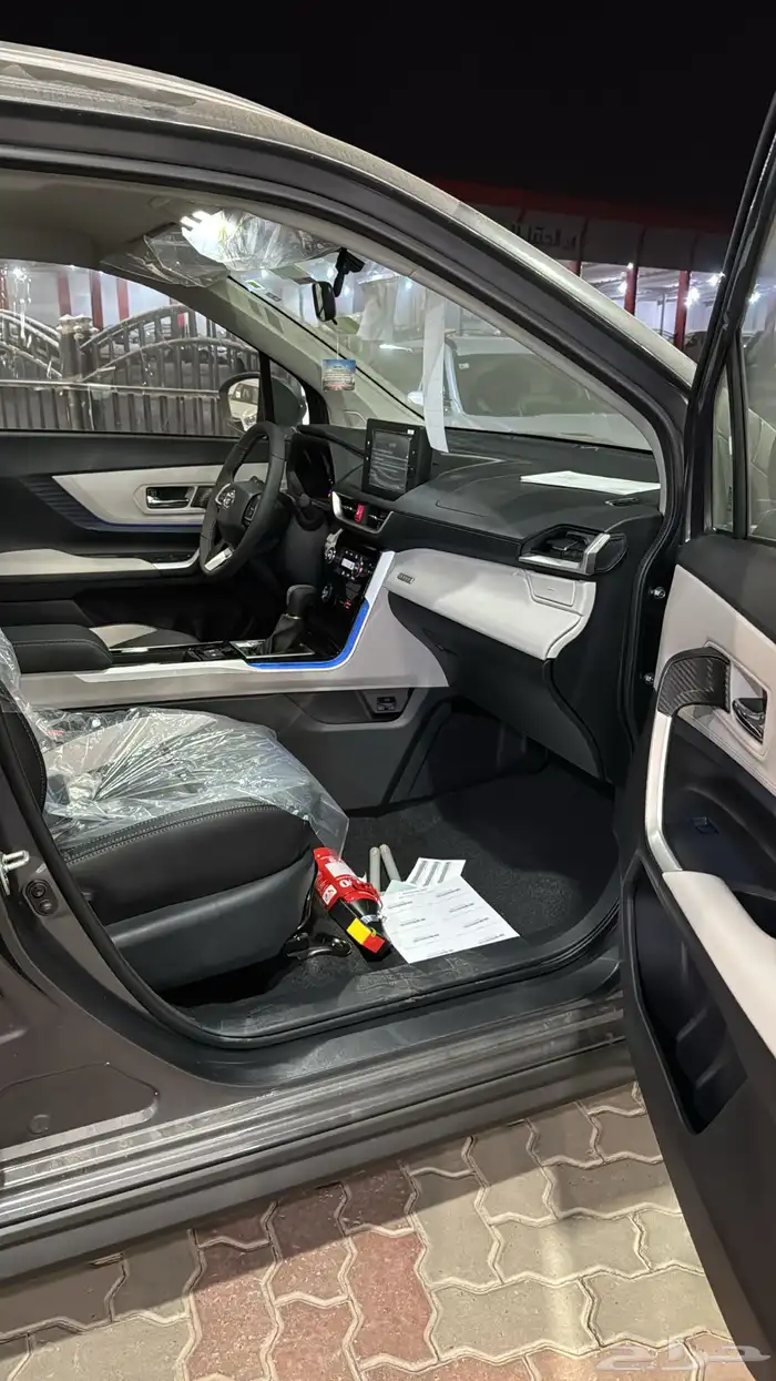 تويوتا فيلوز GLX بنزين 2025 8