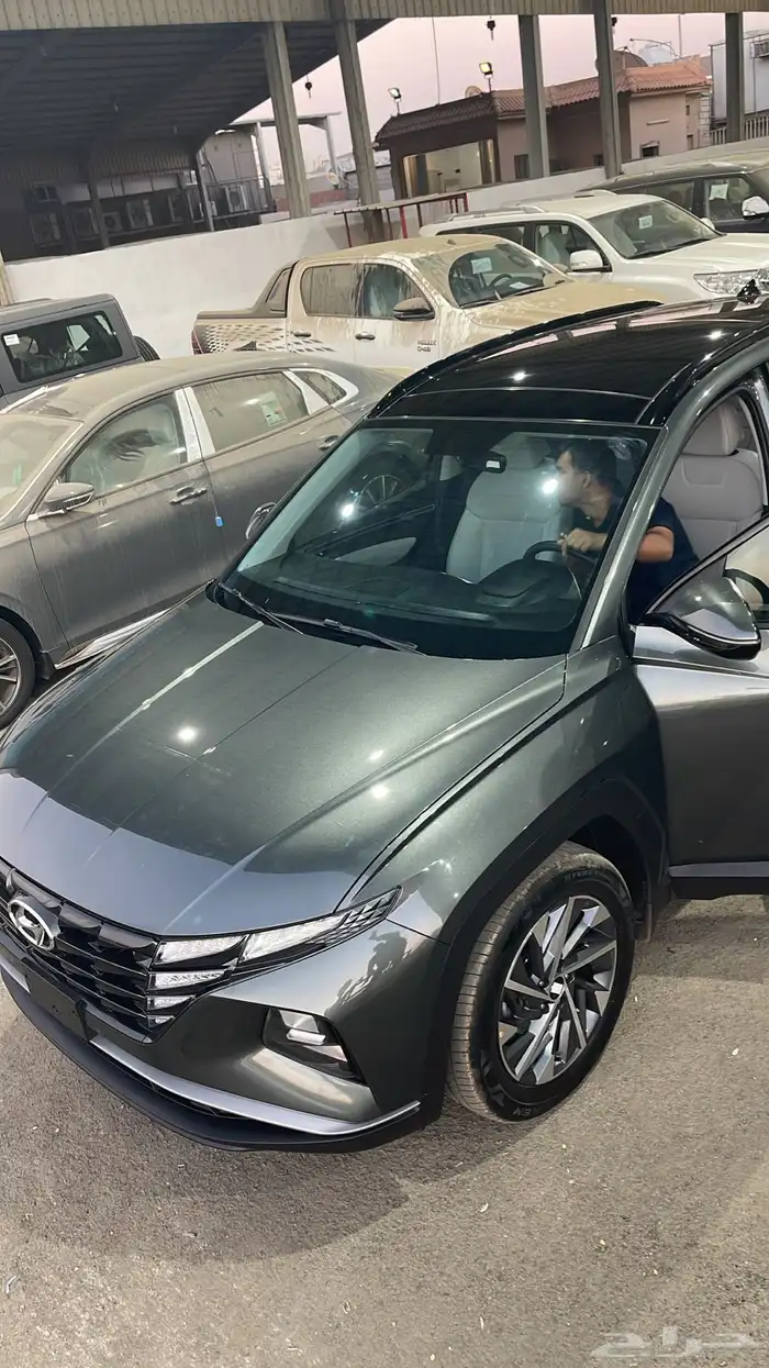 توسان 2022 كومفورت بحاله الوكاله صيانه بالوكيل مالك اول مطل 0