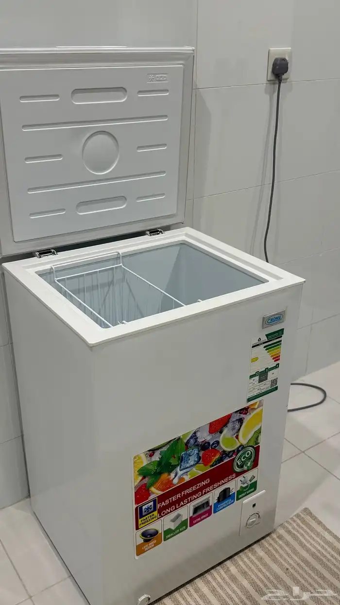 للبيع فريزر ارضي ماركة Crony 1