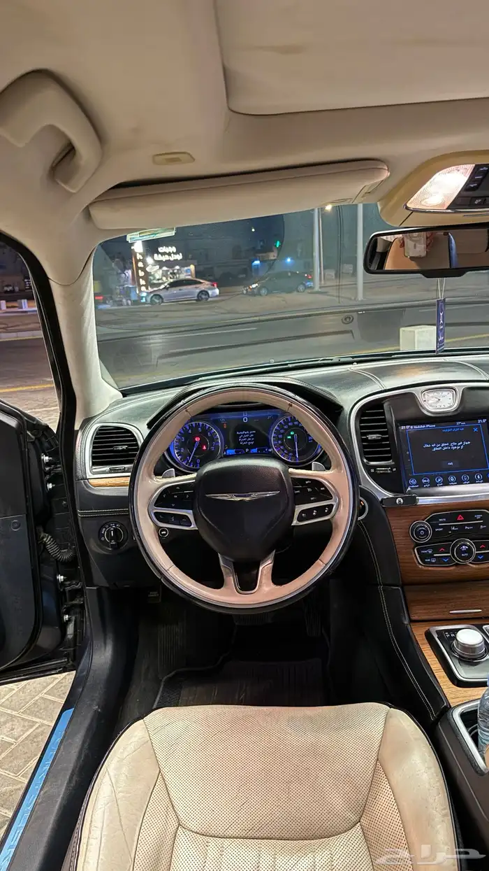 كرايسلر 2018 V8 9