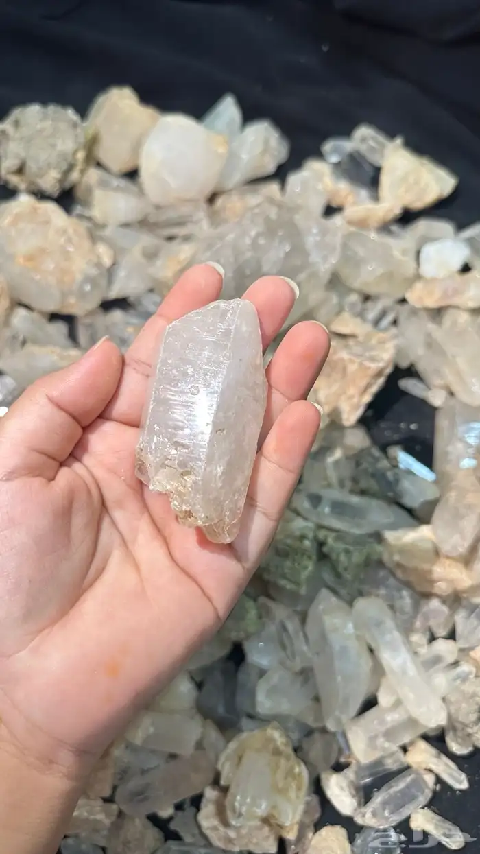 احجار مستخرجه من تحت الارض 21