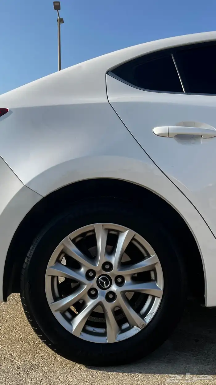 مازدا 3 نص فل 6