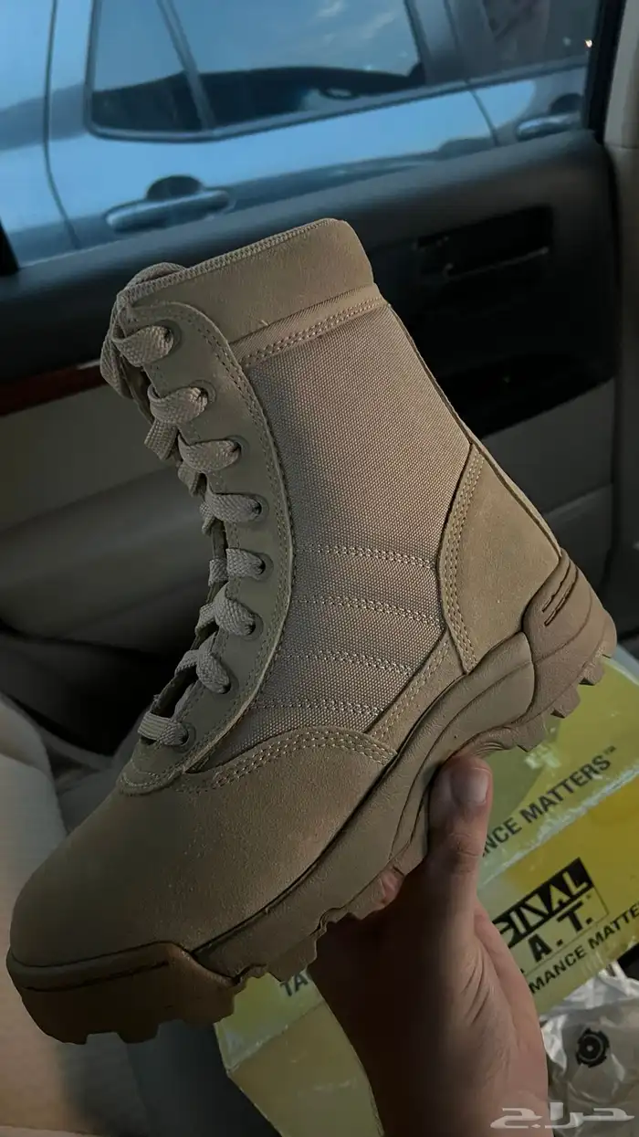 للبيع بسطار عسكري 0