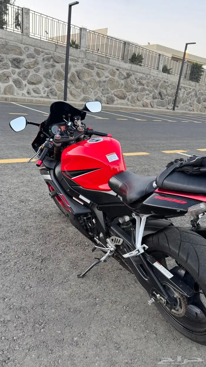 دباب ريس سزوكي 1000cc موديل 2006 3