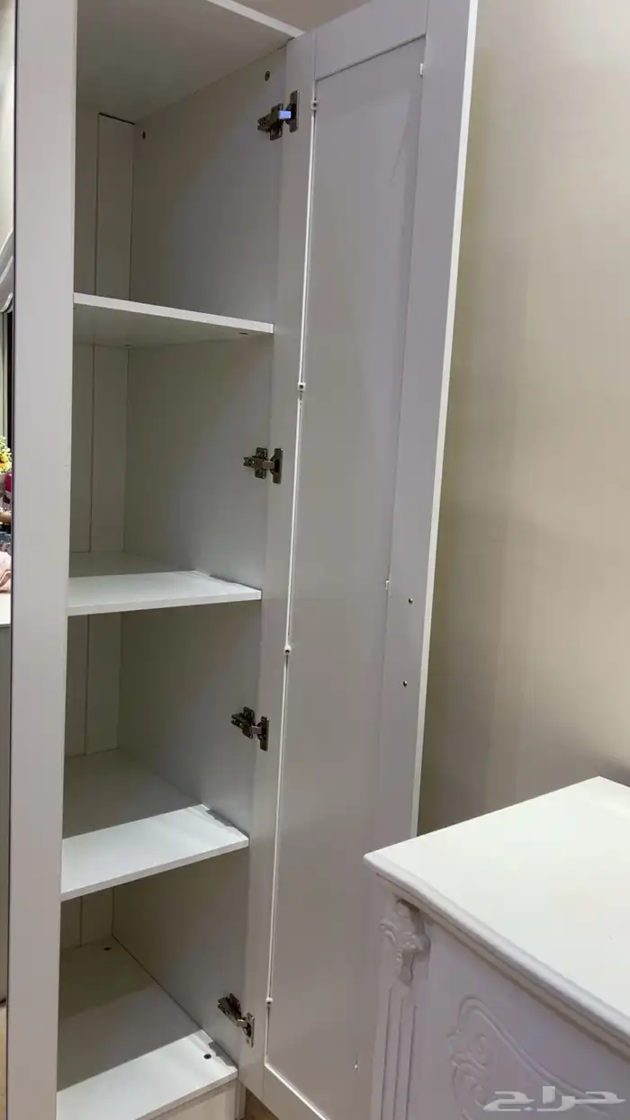 دولاب ملابس من ايكيا 2