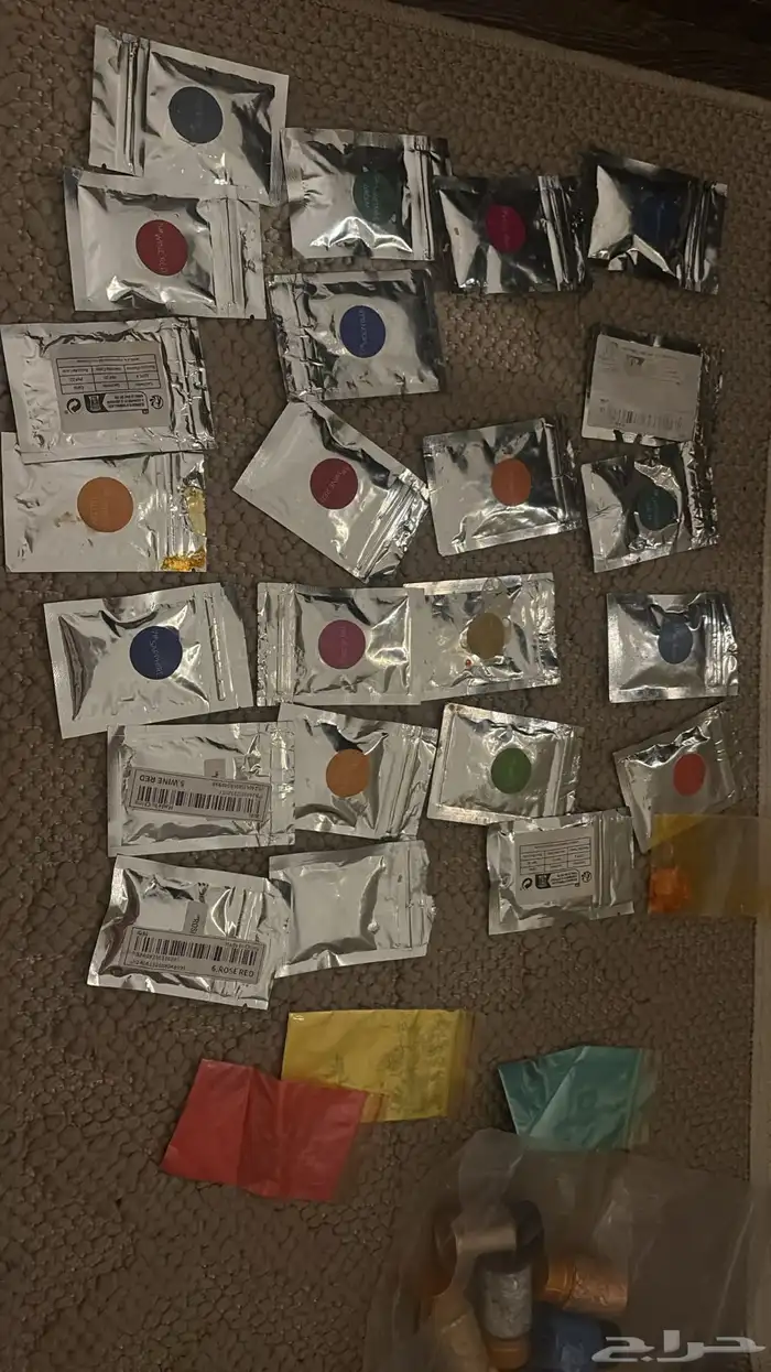 قوالب سيلكون والوان ادوات صناعه الشموع(ضمد) 3