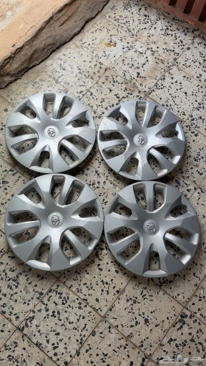 طيس هايلوكس 2023 وكاله 0