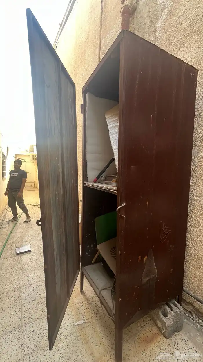 دولاب حديد 1