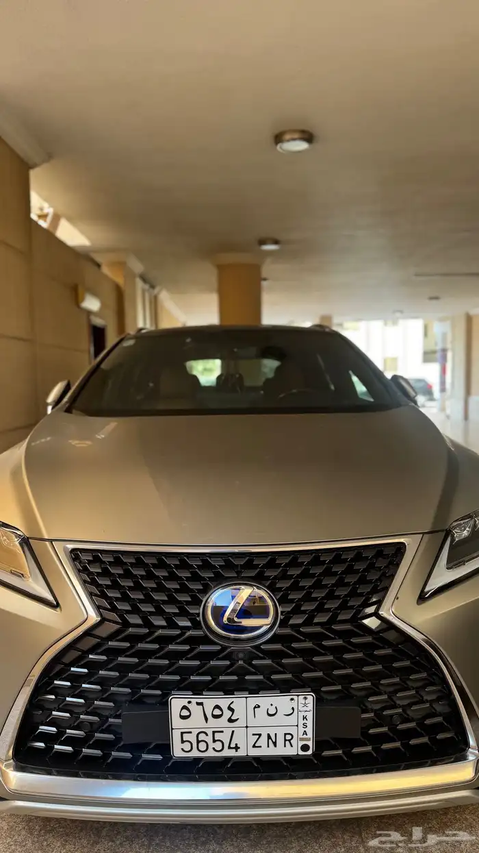 لكزس RX450 h 2020 3