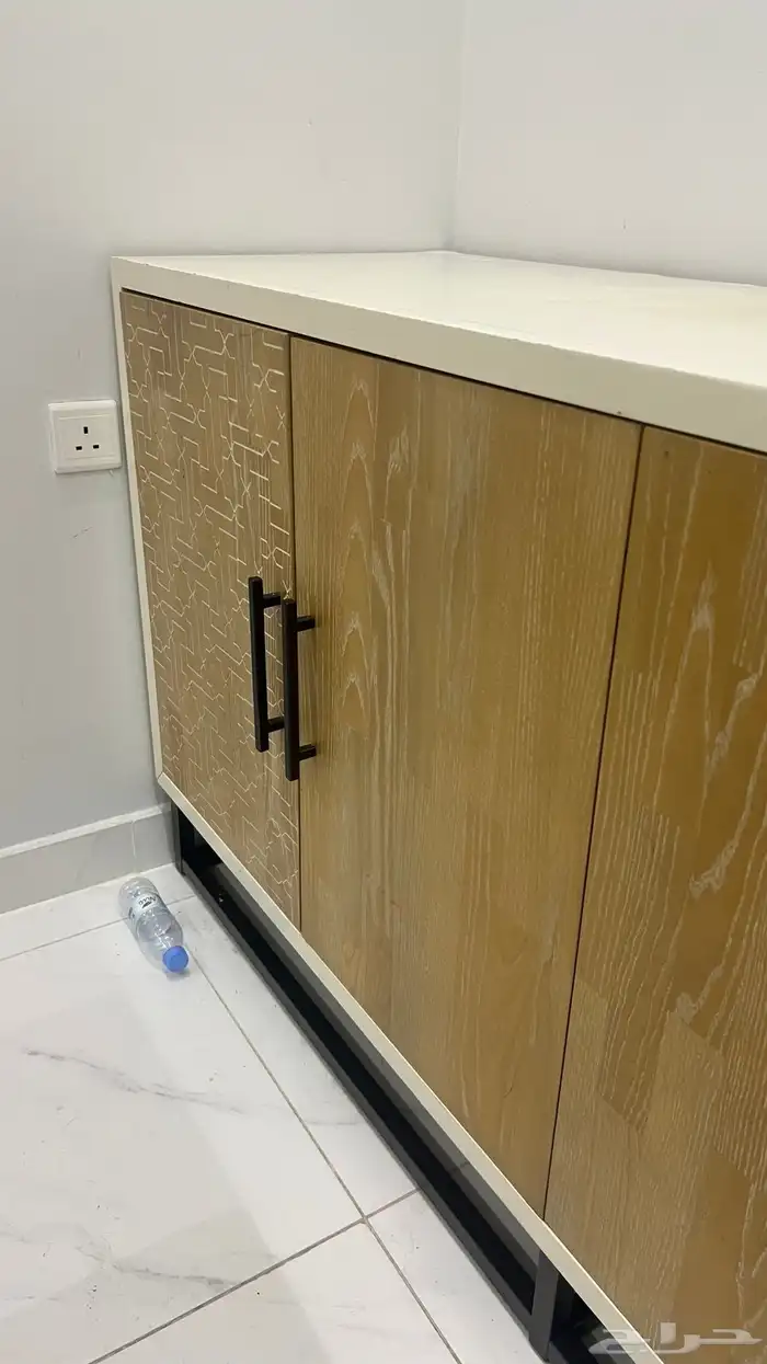 طاوله طعام 4 كراسي مع وحده تخزين 3