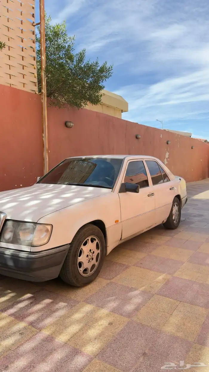 مرسيدس بنز E300 1