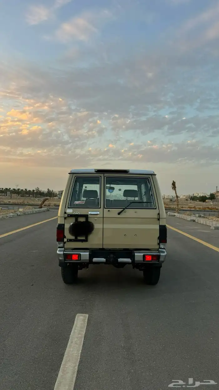 جيب ربع 2019 ( بيج ) 4