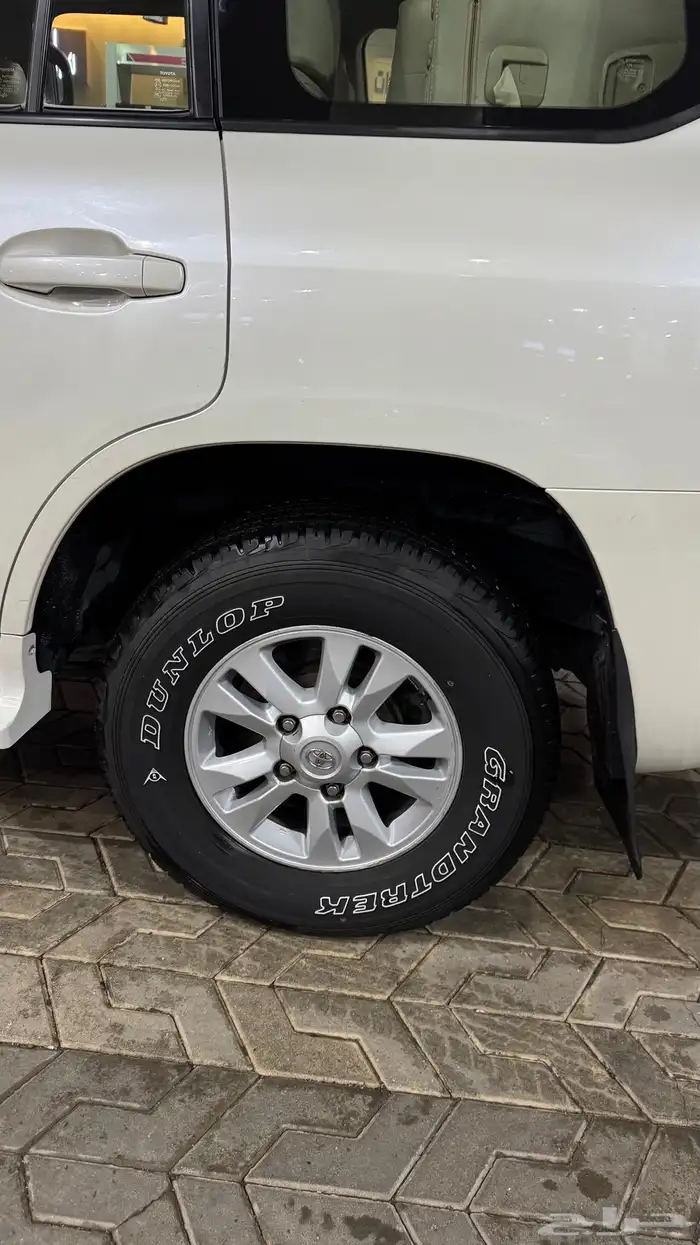 جيب لاند كرورزر 6