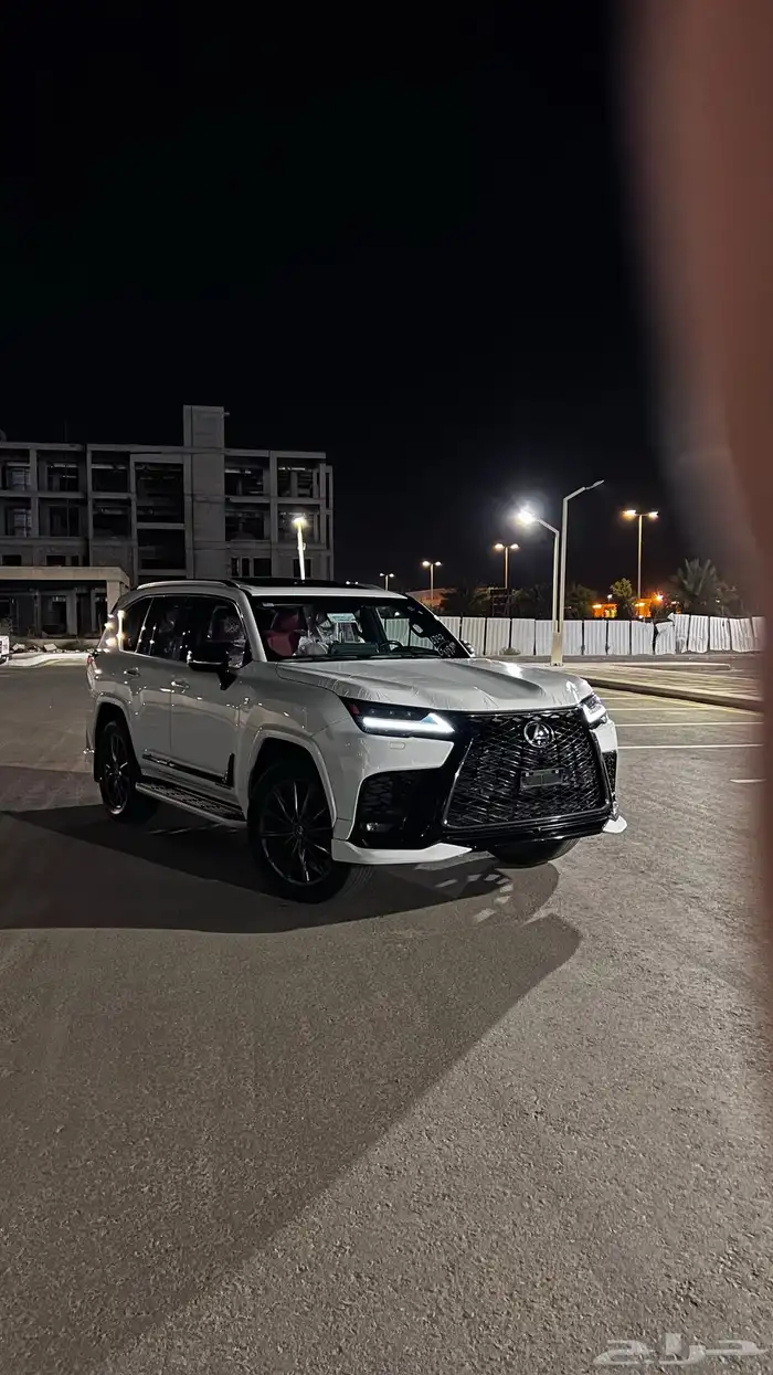 للبيع لكزس اف سبورت بريمي 2022 1