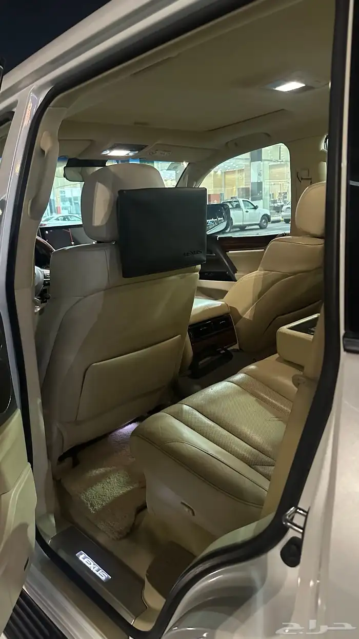 جيب لكزس 2020 وكاله 5