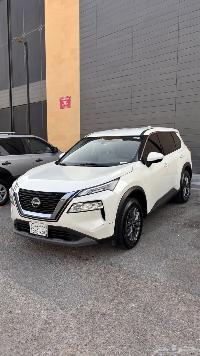 نيسان اكس تريل 2