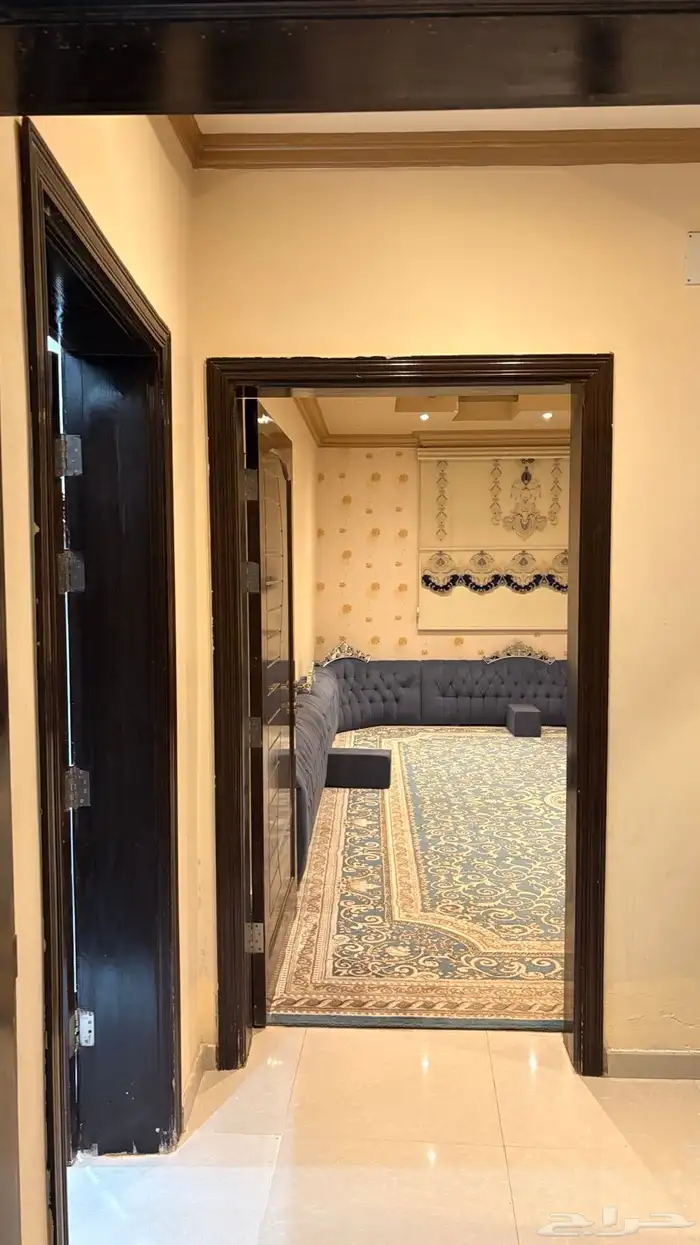 شقة مفروشة فاخرة في حي شوران 3غرف 0