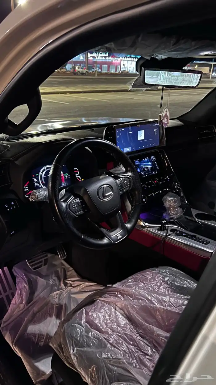 للبيع لكزس اف سبورت بريمي 2022 17
