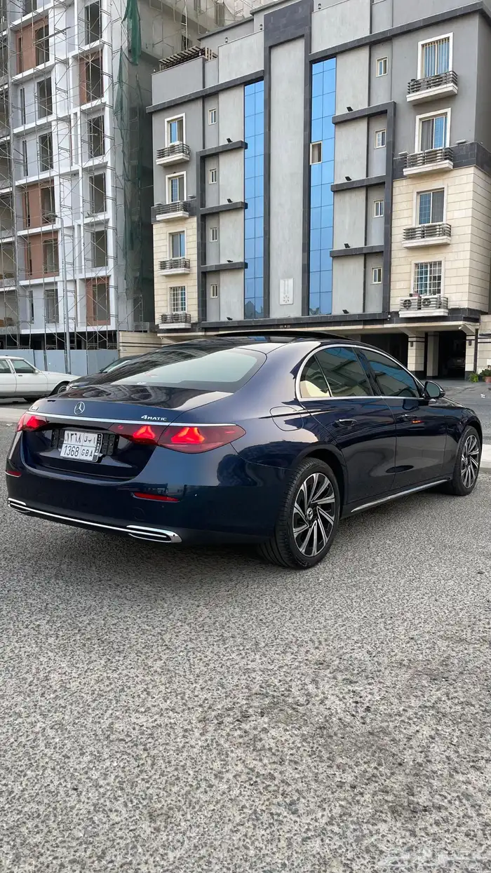 مرسيدس E300 شبه زيرو 11