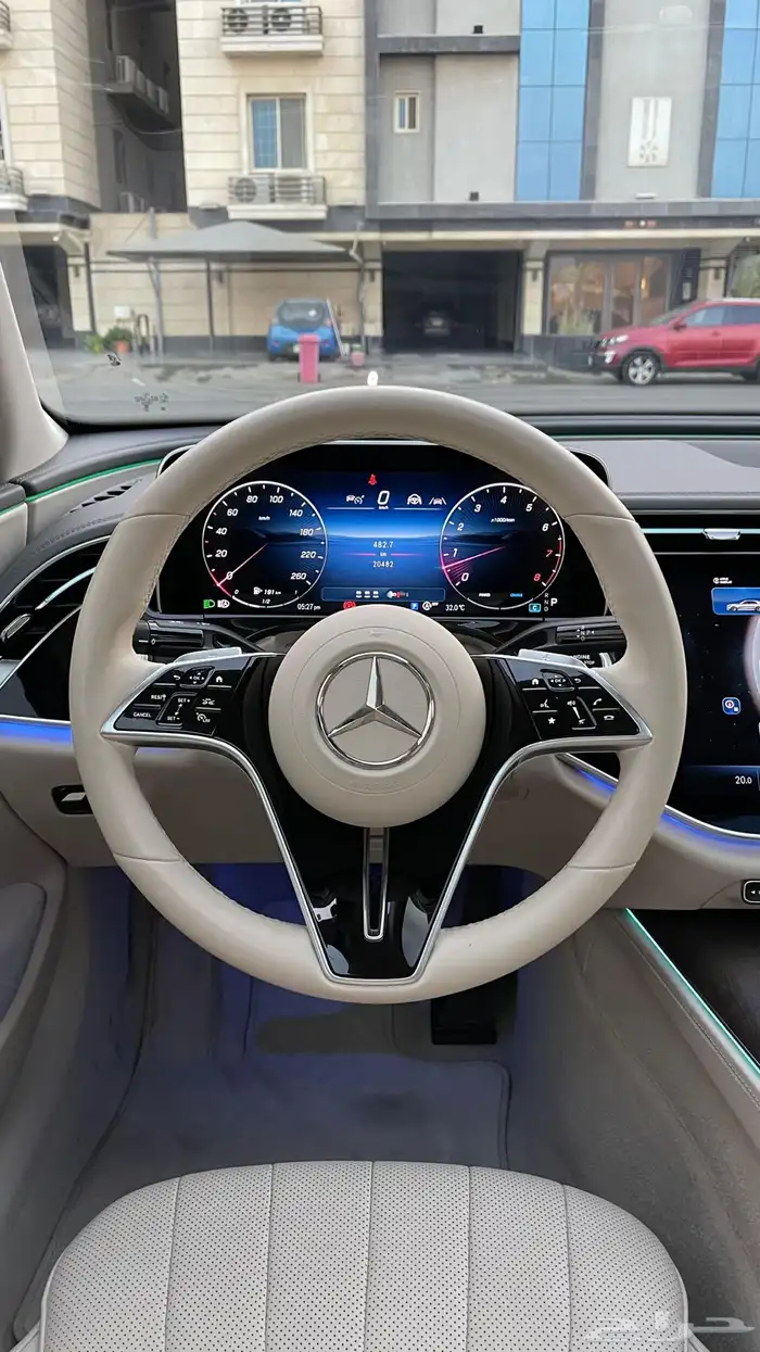 مرسيدس E300 شبه زيرو 25