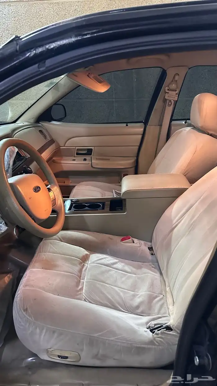 فورد فكتوريا 14