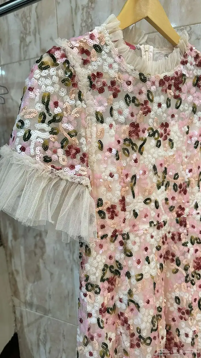 فستان انيق وراقي جدا 1