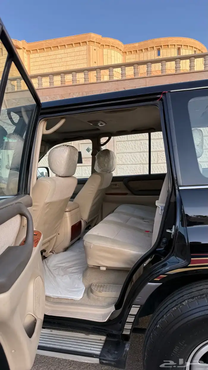 جيب جكسار لاندكلوزر قطري 9