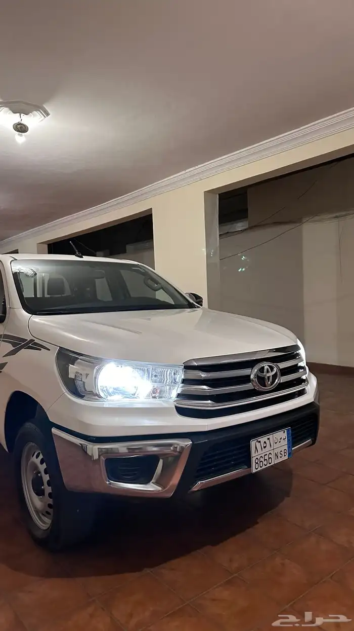 هايلوكس غمارتين دبل بنزين 2022 4