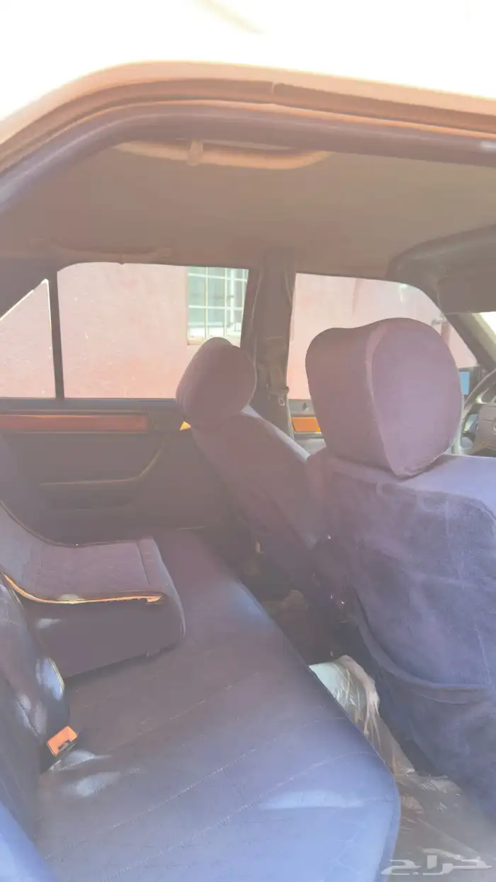 مرسيدس بنز E300 7