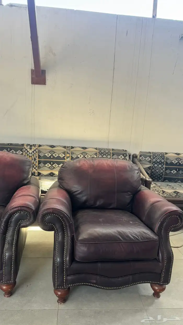 طقمين كنب للبيع 2