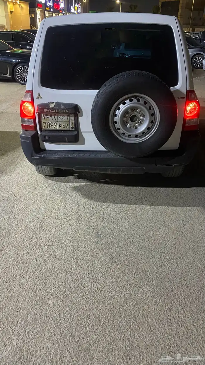 باجيرو 2003 مجهز للبر. 4