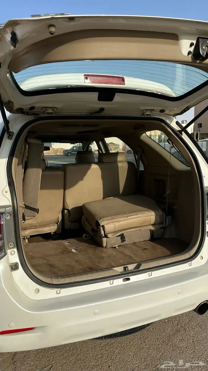 تويوتا جيب فورتشنر 5