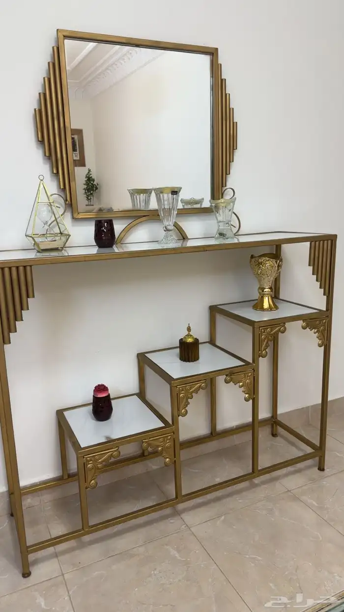 طاولة استقبال نظيفه وحلوه البيع 0