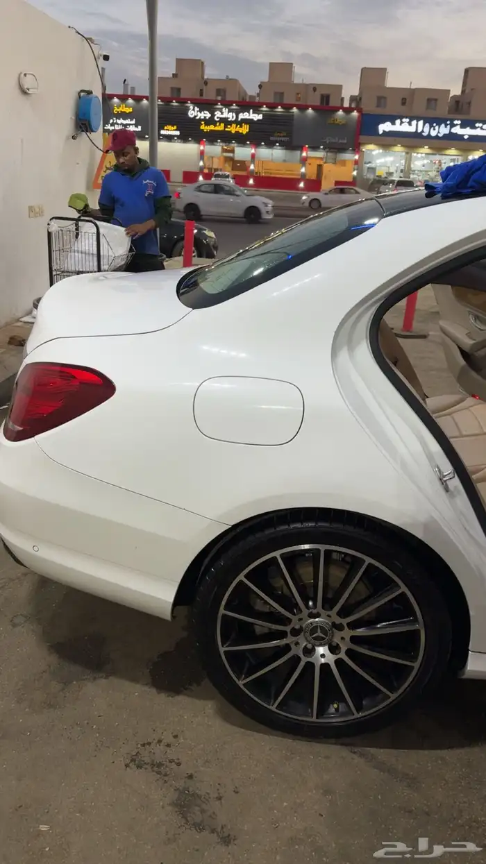 مرسيدس c200 للبيع 11