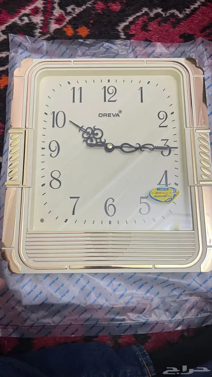 ساعة جدارية على الشكل القديم التراثي 0