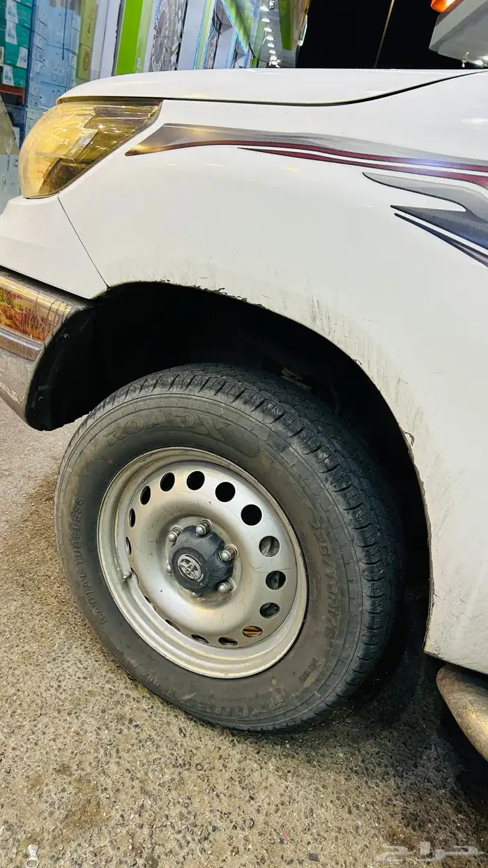 كفوات هايلوكس مقاس وكاله 225 70 17 4