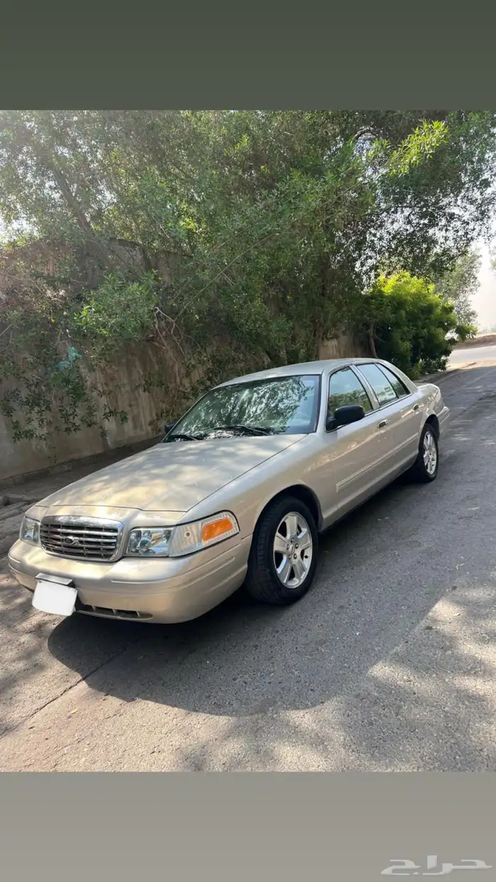 فورد - كراون فكتوريا 1