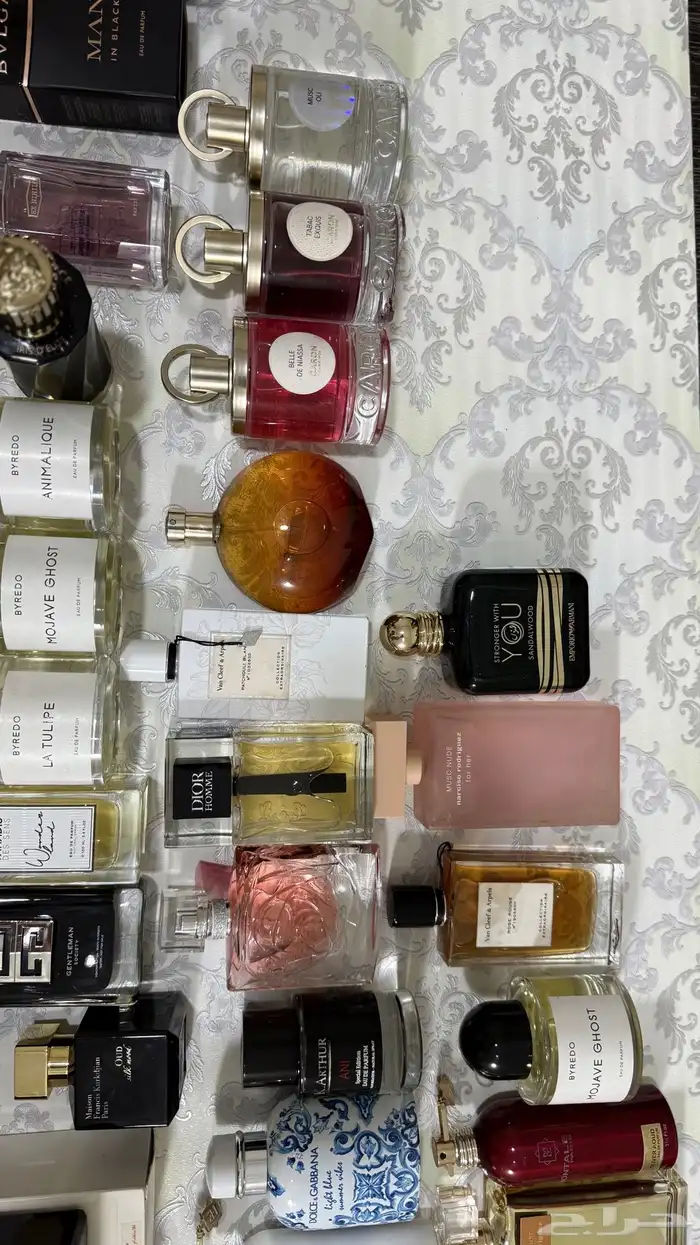 عطور اصليه ماركات بكراتين وبعضها بدون كراتين بربع القيمه 11