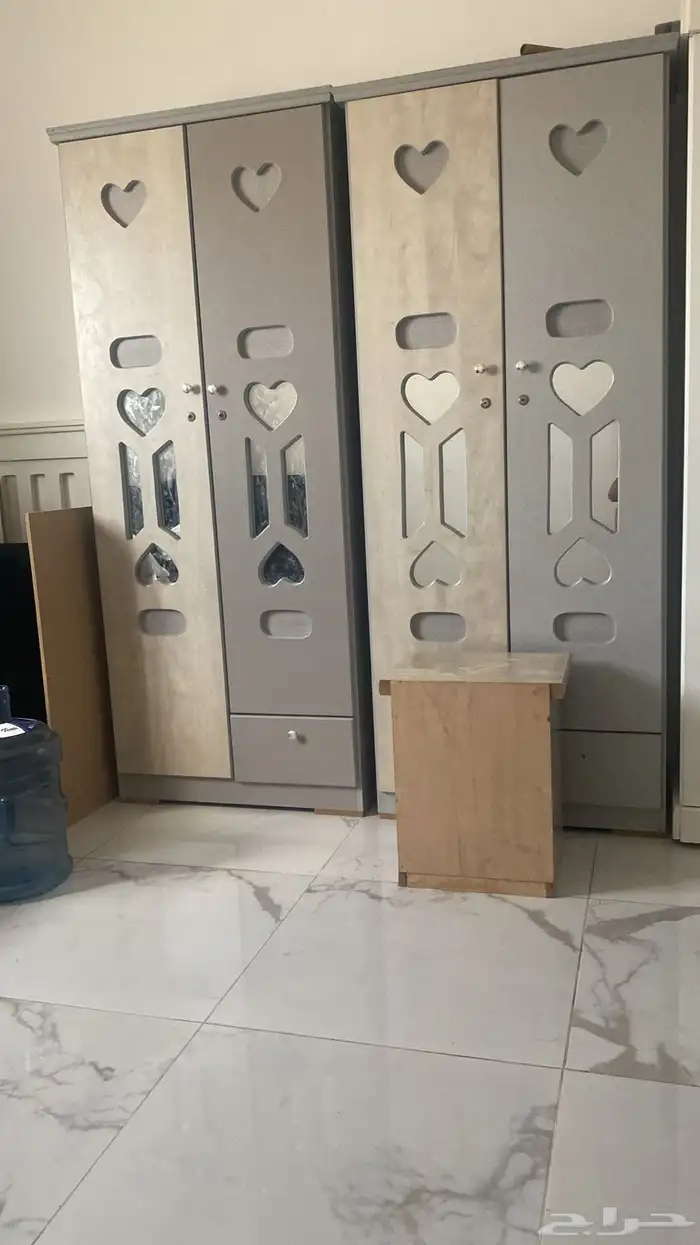 دولاب مع السرير ثلاجة برادة سخان مغسلة 5