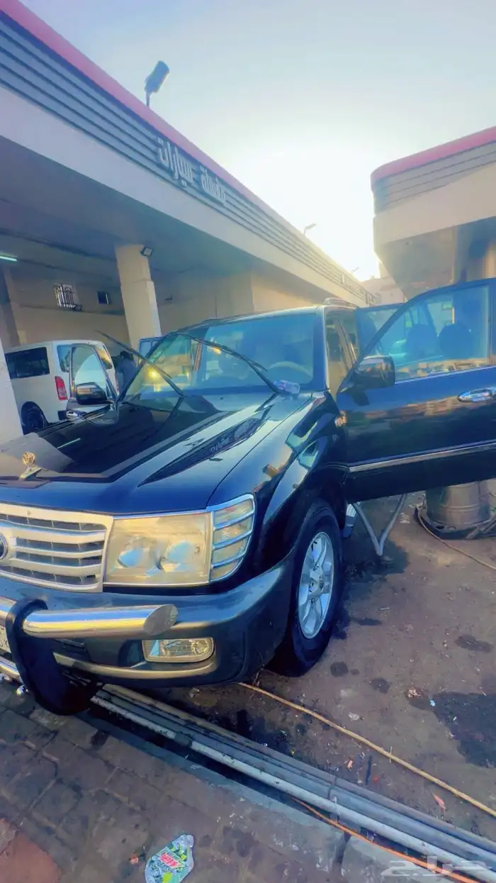 لاندكروزر 2006 فل كامل 6