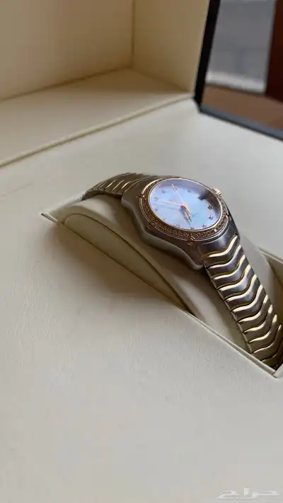 ساعة يد نسائية index